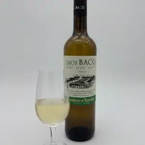 Fino Dios Baco y copa de fino
