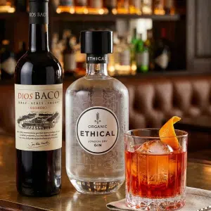 Kit Sherry Negroni: El "Lado Oscuro" del Clásico (Oloroso Dios Baco + Ethical Gin)
